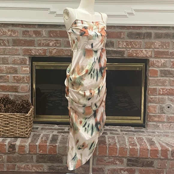 Green & orange abstract patterned satin dress / XS / Excellent condition - Picture 4 of 13